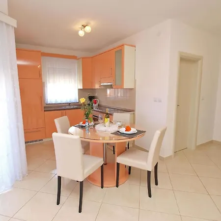 Ferienwohnung Fuer 4 Personen Ca 50 Qm In Medulin, Istrien Suedkueste Von Istrien Lejlighed *