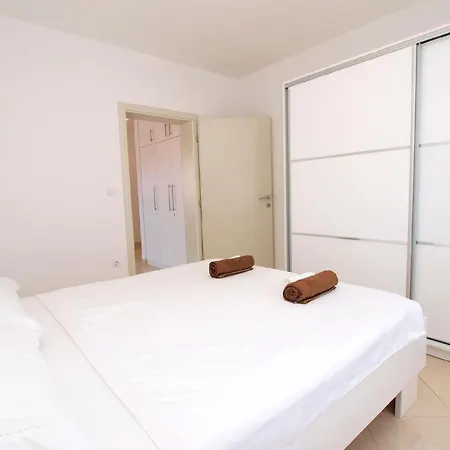 Ferienwohnung Fuer 4 Personen Ca 50 Qm In Medulin, Istrien Suedkueste Von Istrien Lejlighed